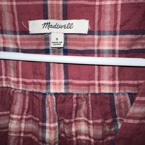 Madewell V-Neck Button-Down Shirt in Stratfield Plaid Size Small - Picture 6 of 6
